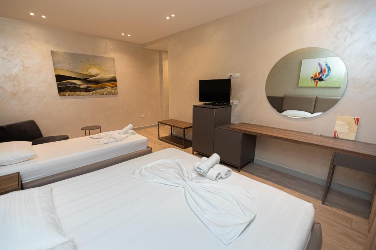 Novus Rooms Vlore Exterior photo